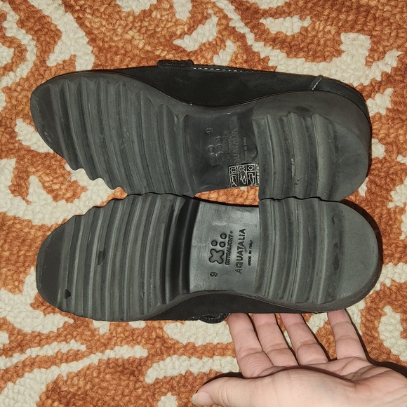 Aquatalia suede loafer with heel size 9 - Picture 7 of 16